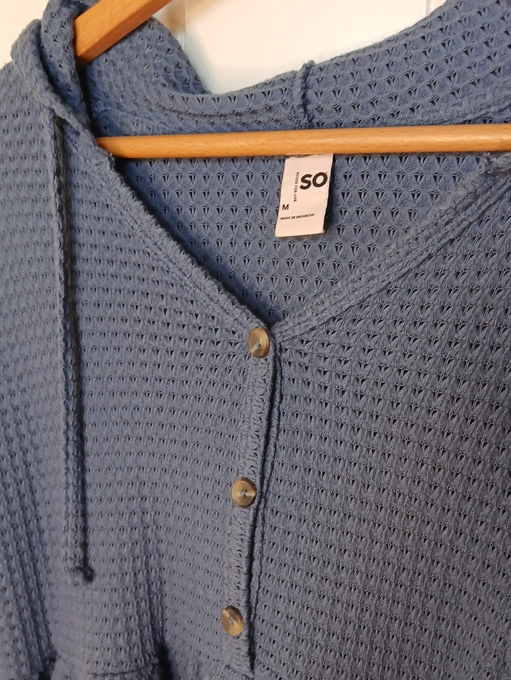 SO Peplum Henley Hoodie In Cyclone Blue - Picture 3 of 6